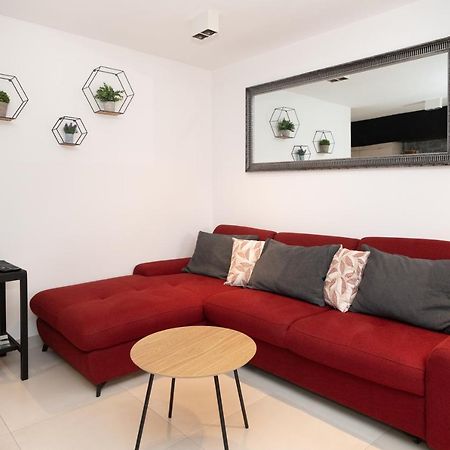 Apartment Tula ชิเบนิก ภายนอก รูปภาพ
